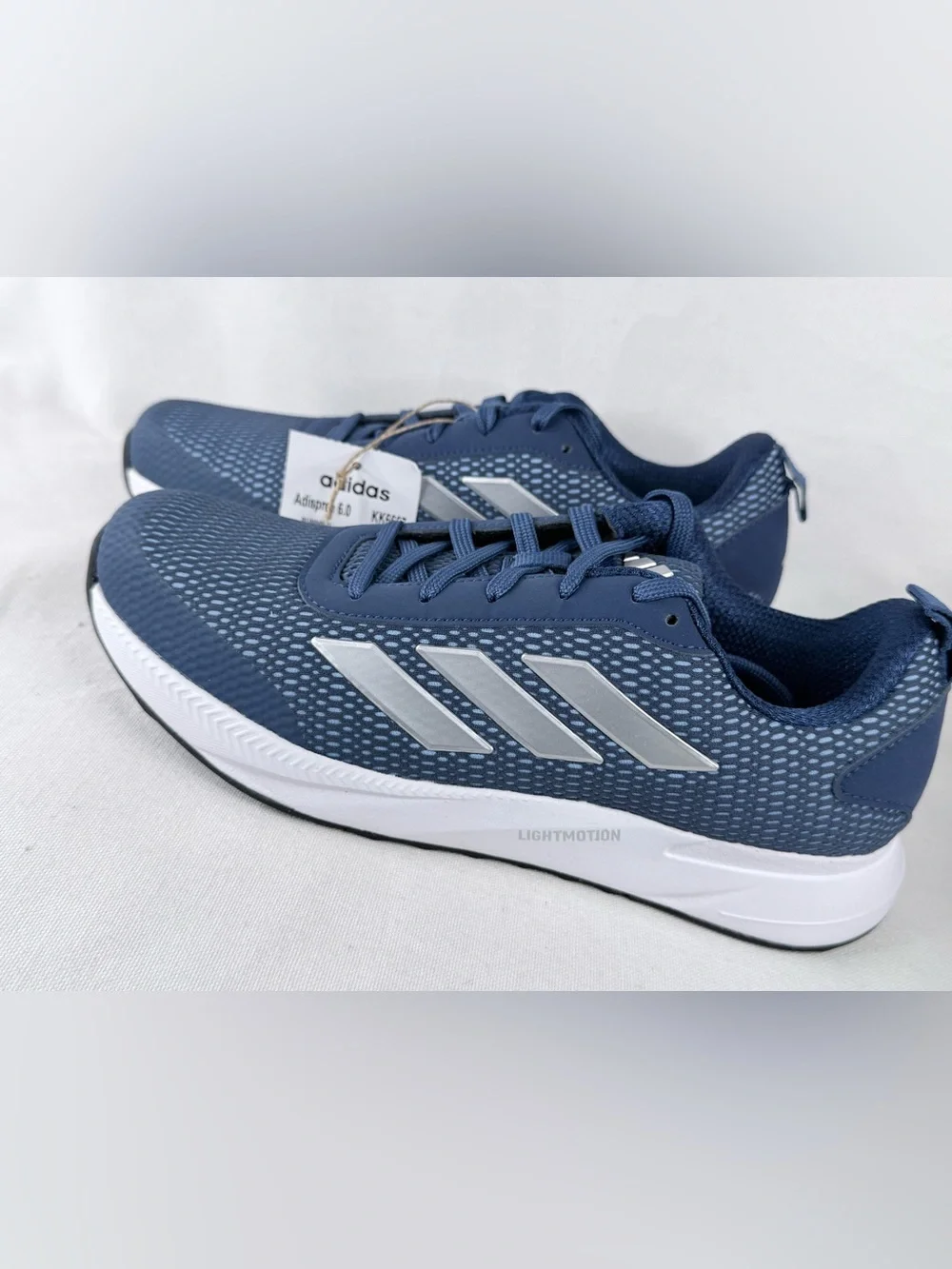 adidas Men’s 7.5 Navy and Silver Lightweight Running Sneakers Adispree 6.0